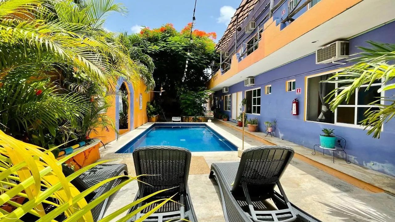 Weary Traveler Hostel Tulum