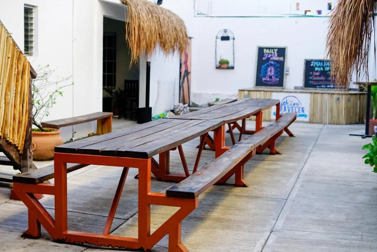 Weary Traveler Hostel Tulum